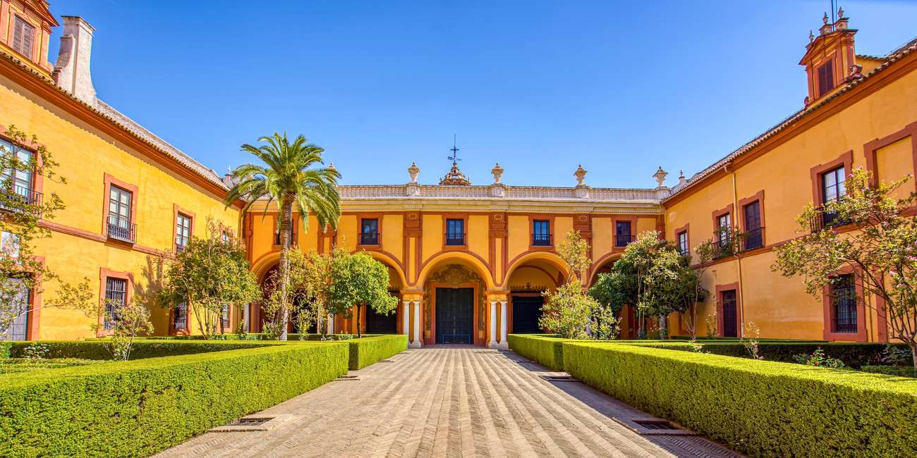 Tours turísticos en autobús con paradas libres en Sevilla, España – Monumentos principales, atracciones famosas y rincones ocultos en 2025